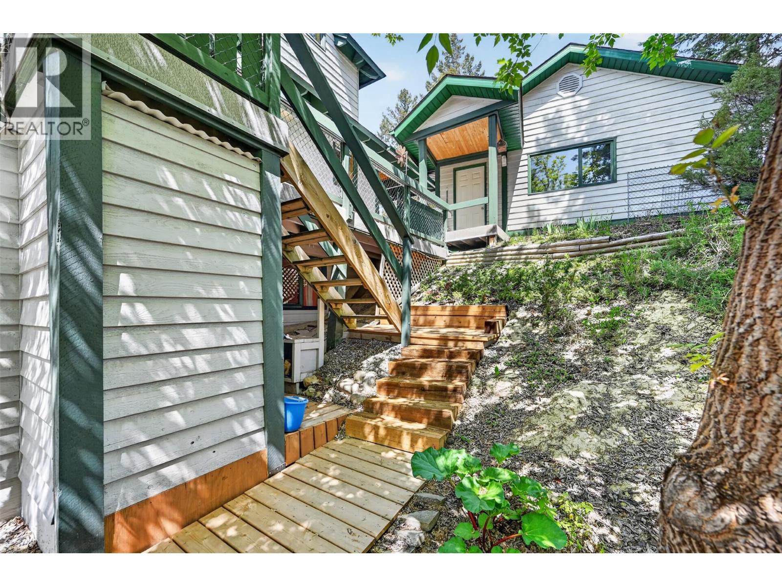 1067 Timberhill Place, Windermere, British Columbia  V0A 1K3 - Photo 47 - 10389083