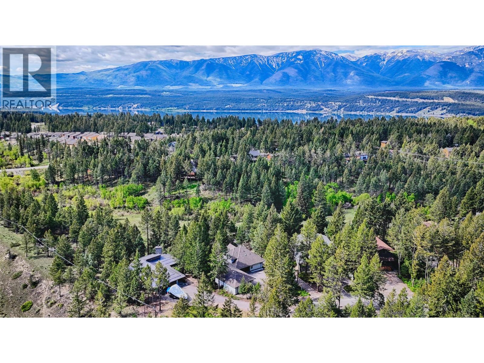 1067 Timberhill Place, Windermere, British Columbia  V0A 1K3 - Photo 54 - 10389083