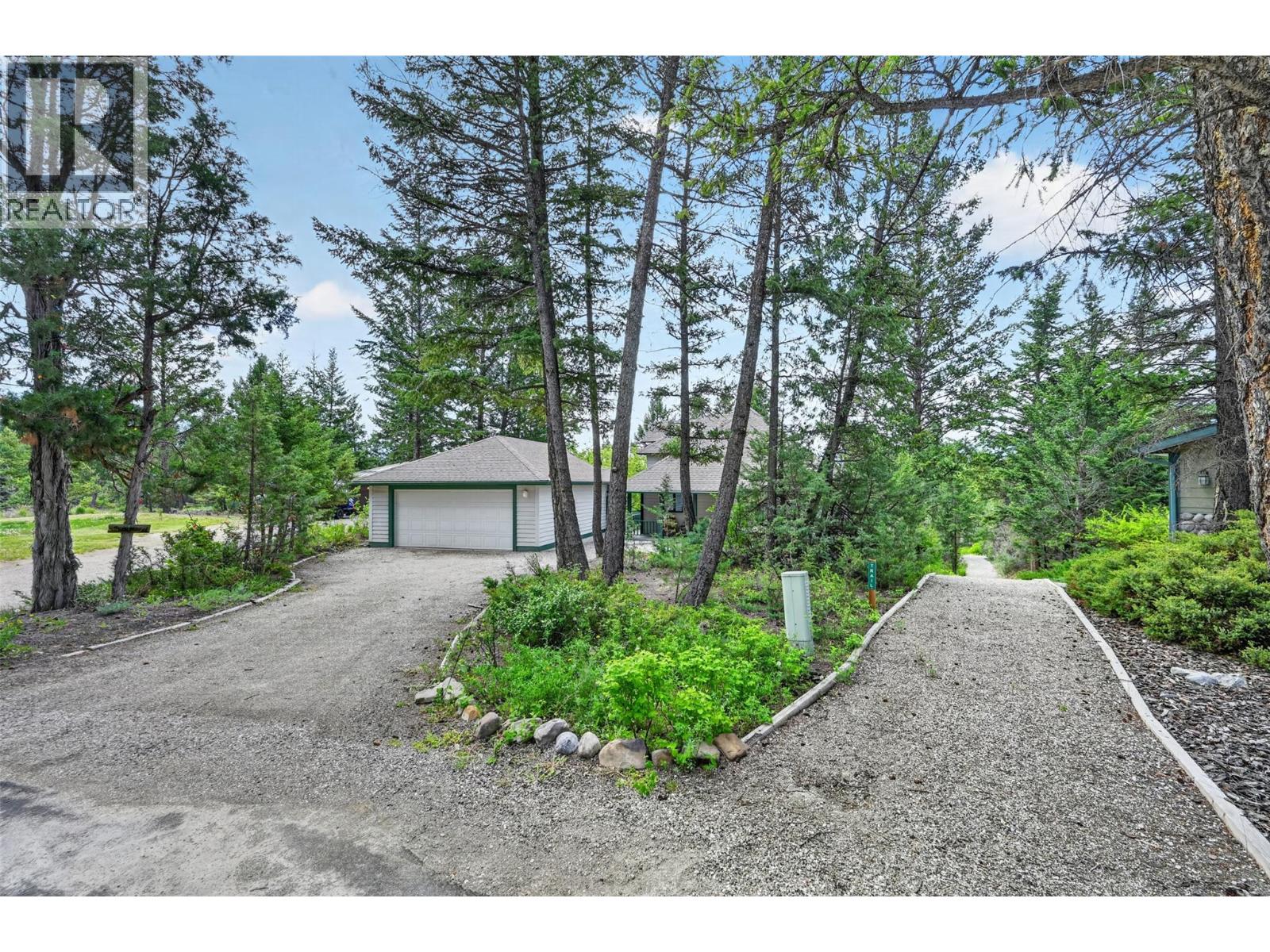 1067 Timberhill Place, Windermere, British Columbia  V0A 1K3 - Photo 56 - 10389083