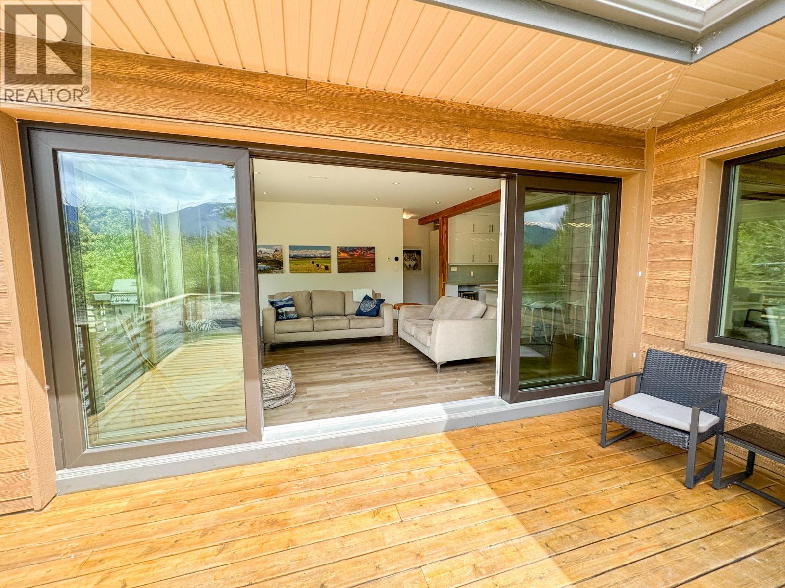 4615 Rowan Street, Windermere, British Columbia  V0B 2L2 - Photo 22 - 10388945