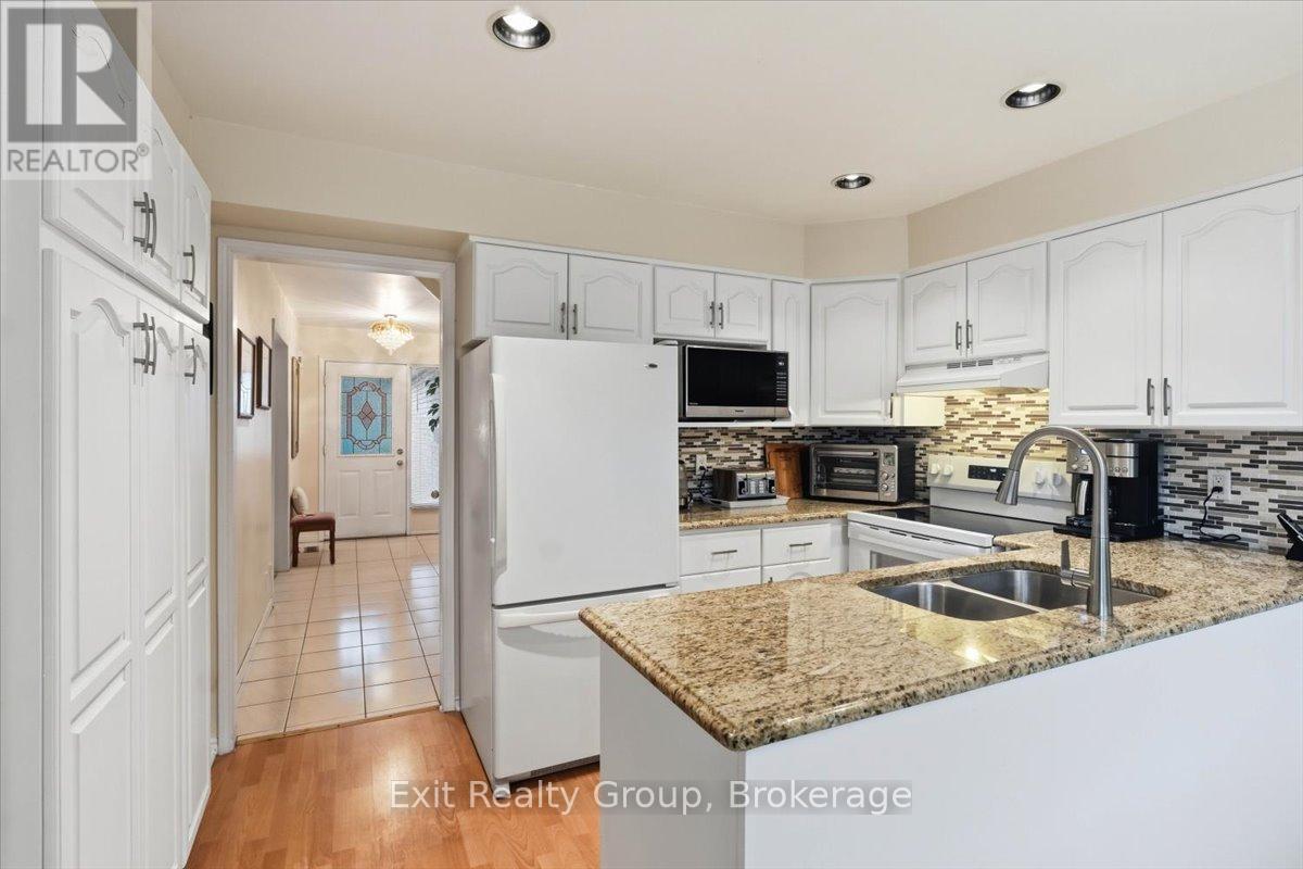 472 Dundas Street W, Quinte West, Ontario  K8V 3S5 - Photo 12 - X13210802