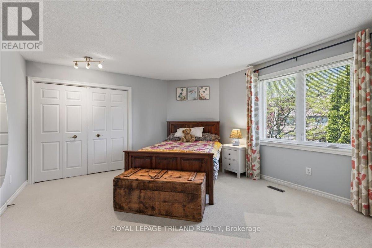 30 Thirlmere Road, London North, Ontario  N6G 4P7 - Photo 25 - X13210536