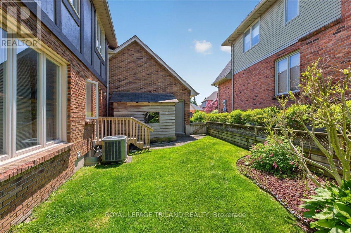 30 Thirlmere Road, London North, Ontario  N6G 4P7 - Photo 31 - X13210536