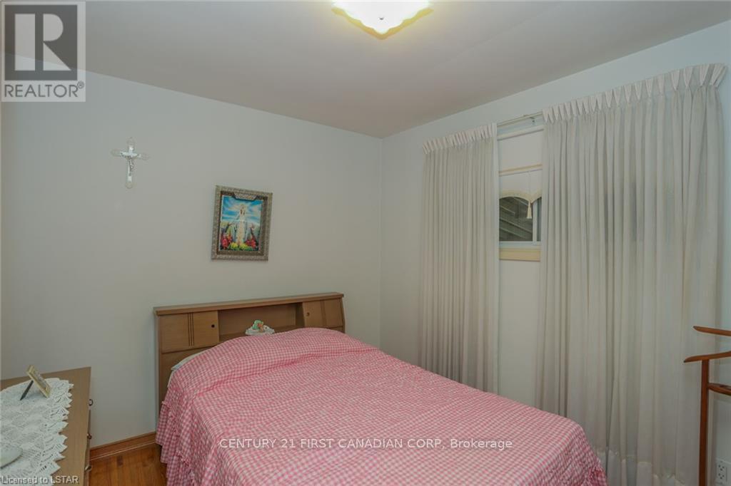 268 Burlington Crescent, London South, Ontario  N5Z 3G5 - Photo 6 - X13210674