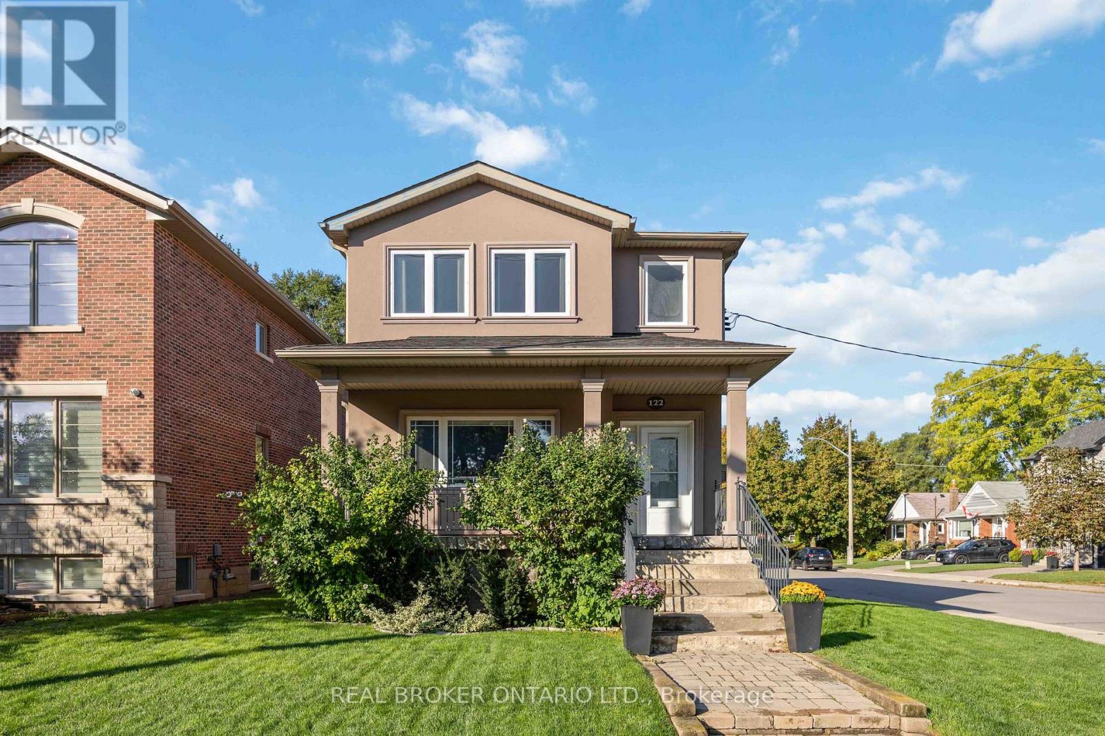 122 CEDARCREST BOULEVARD, Toronto, Ontario