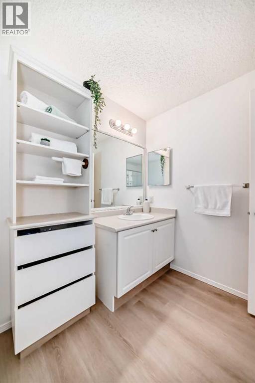 412, 5000 Somervale Court SW, Calgary, Alberta  T2Y 4M1 - Photo 20 - A2314389