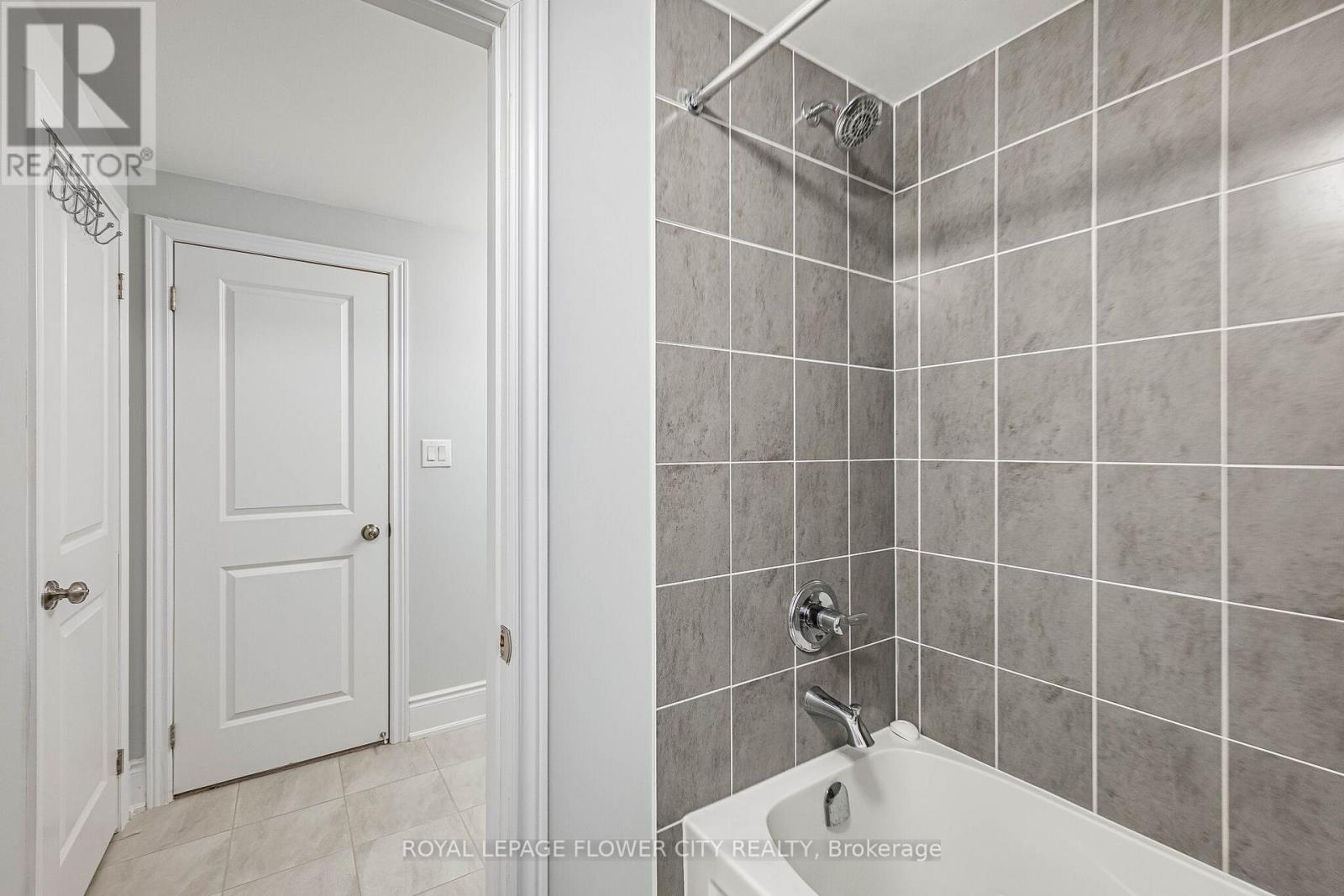 14 Richard Oxtoby Road, Caledon, Ontario  L7C 4G1 - Photo 15 - W13210390