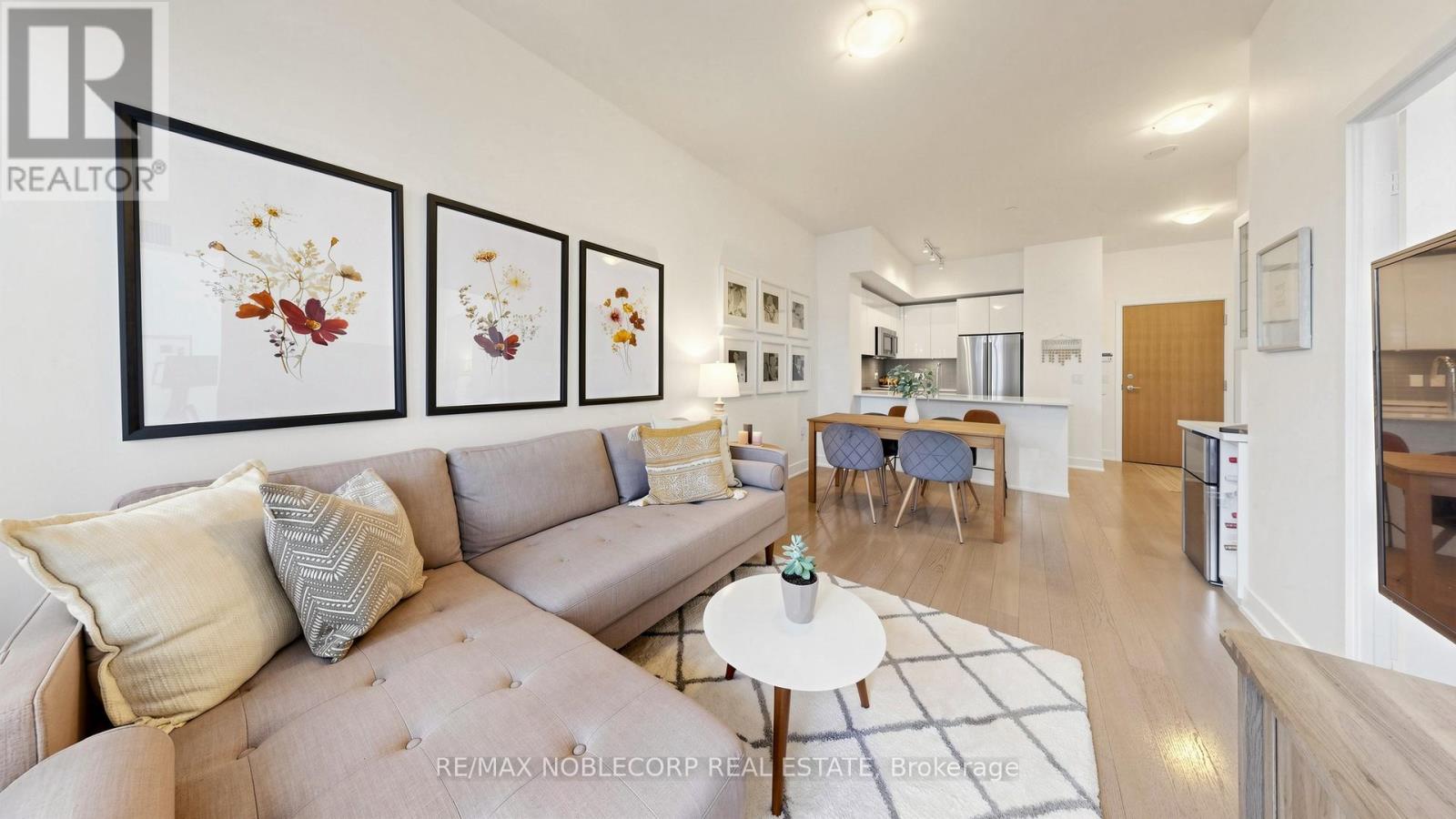 505 - 20 Shore Breeze Drive, Toronto, Ontario  M8V 0C7 - Photo 4 - W13210392