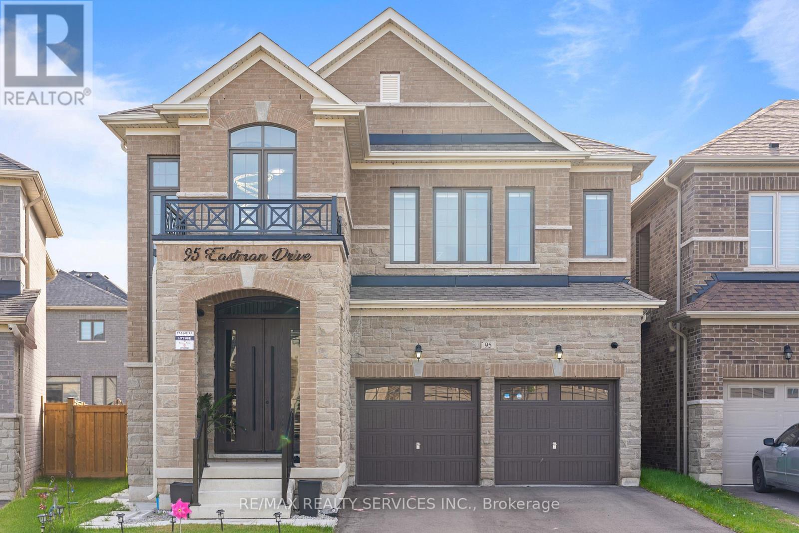 95 EASTMAN DRIVE, Brampton, Ontario