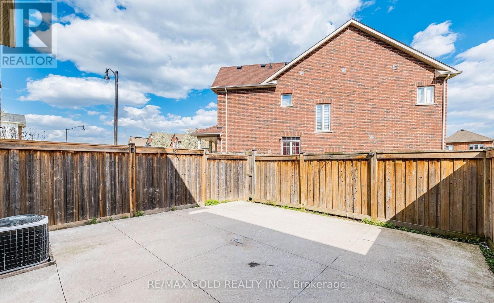 17 Primo Road, Brampton, Ontario  L7A 0Z9 - Photo 39 - W13210420