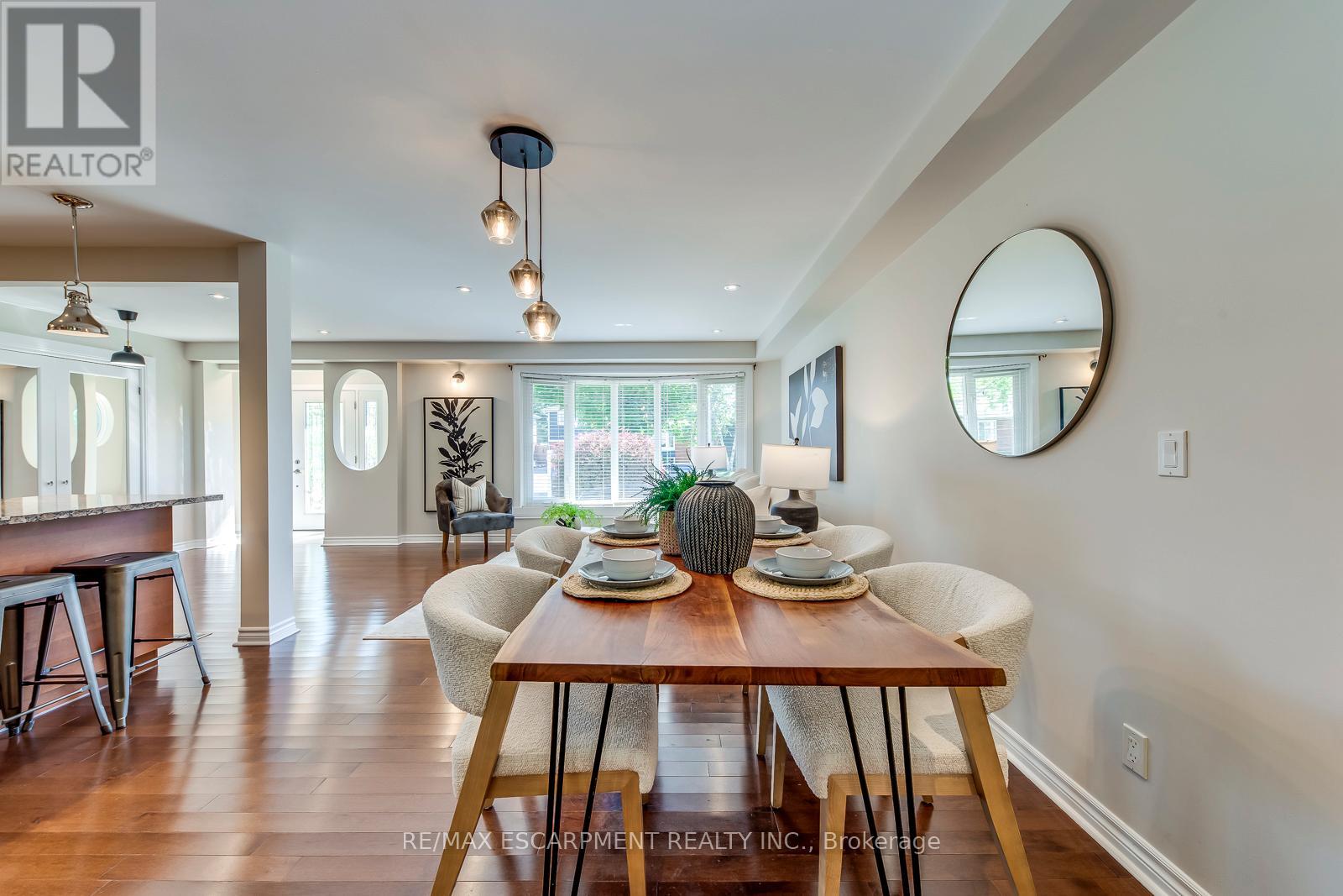 5281 Cindy Lane, Burlington, Ontario  L7L 3Y4 - Photo 10 - W13210446