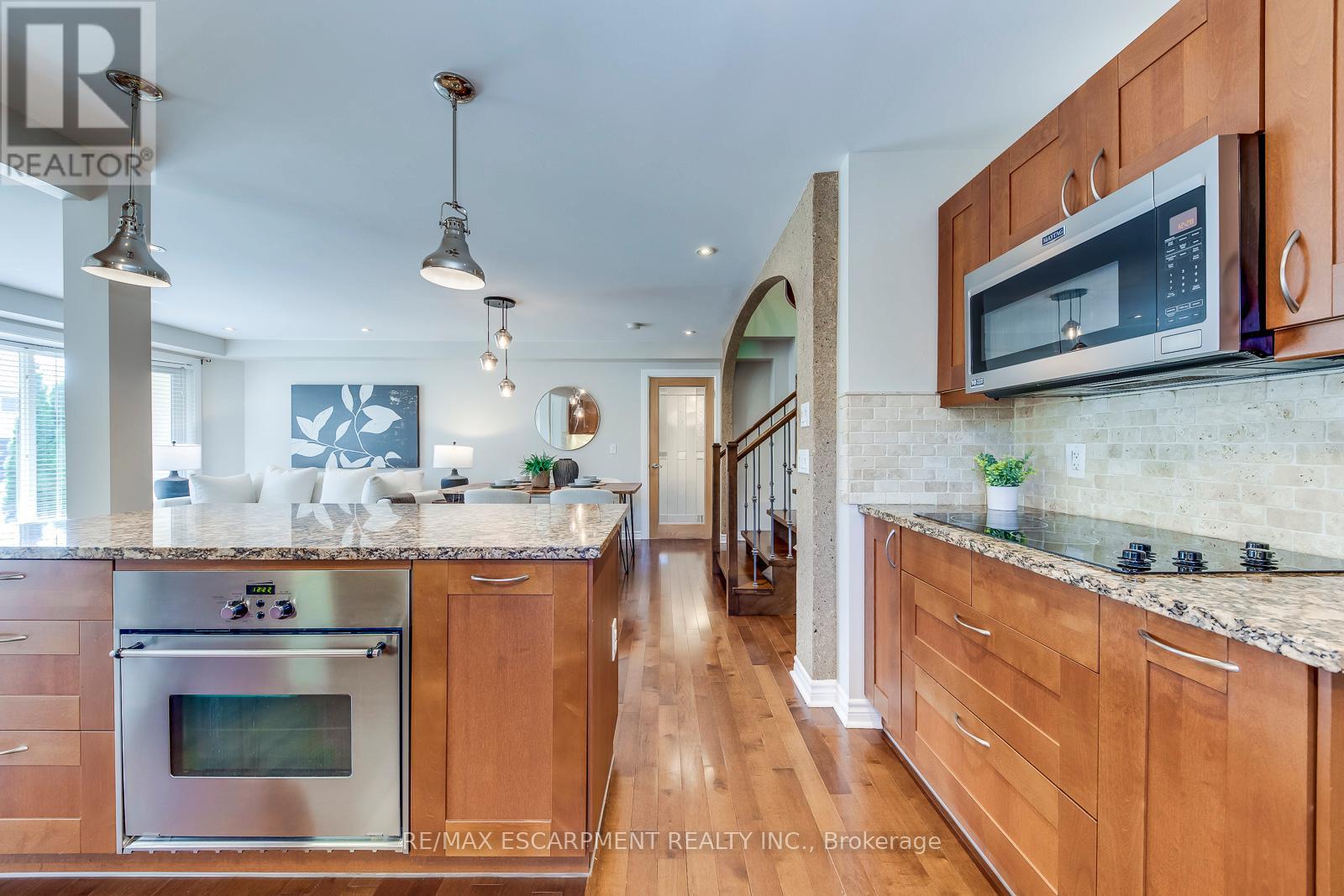 5281 Cindy Lane, Burlington, Ontario  L7L 3Y4 - Photo 16 - W13210446