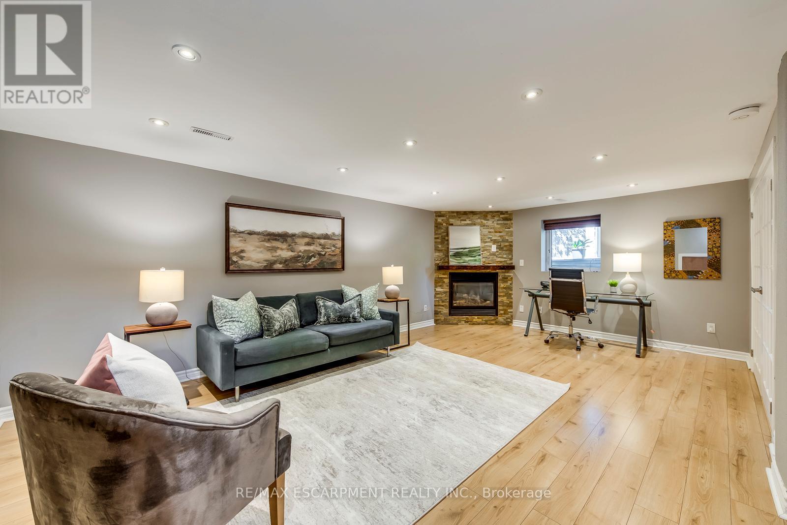 5281 Cindy Lane, Burlington, Ontario  L7L 3Y4 - Photo 37 - W13210446