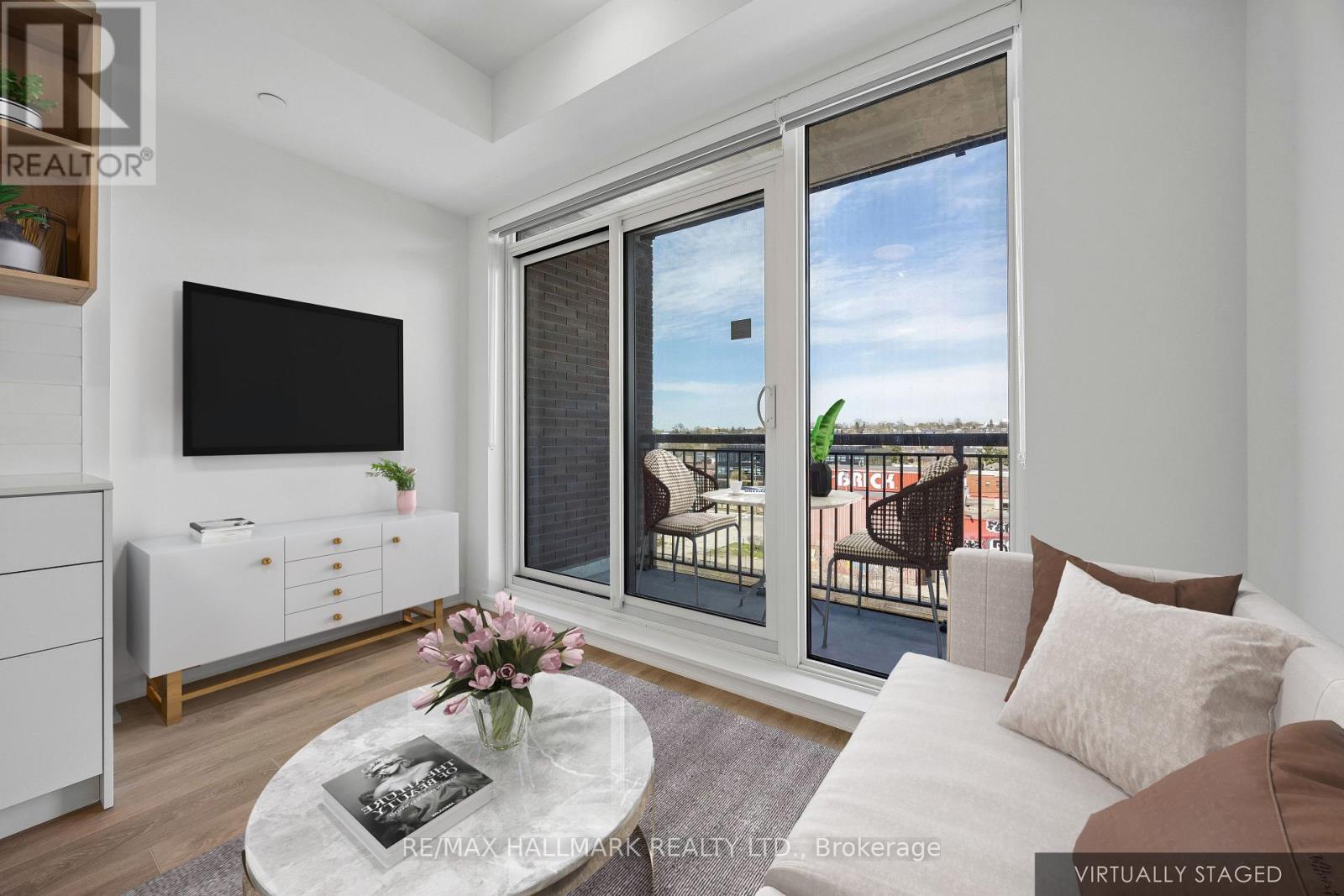 515 - 1185 Dupont Street, Toronto, Ontario  M6H 0G5 - Photo 4 - W13210474