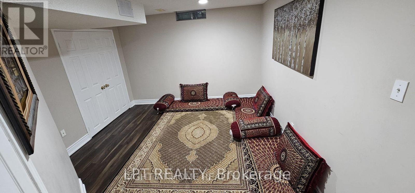 3577 Colonial Drive, Mississauga, Ontario  L5L 5M2 - Photo 7 - W13210518