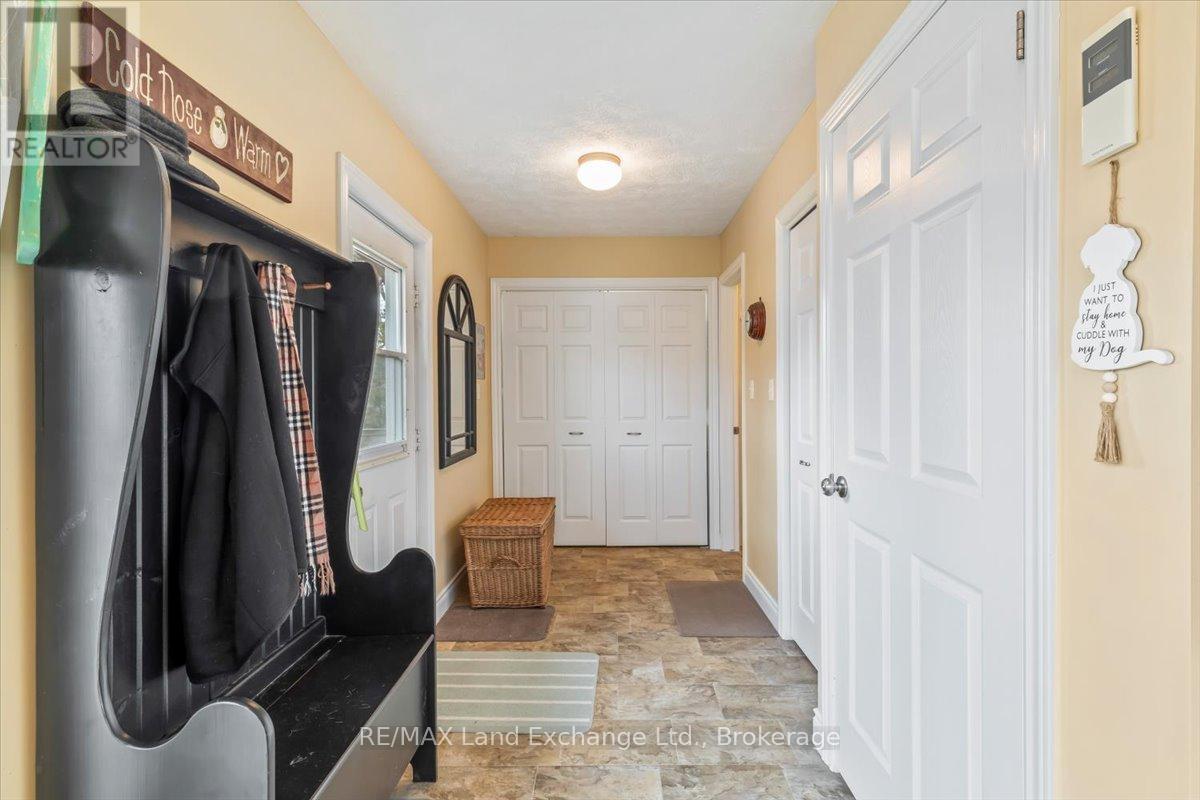 737 Green Street, Saugeen Shores, Ontario  N0H 2C4 - Photo 15 - X12907278