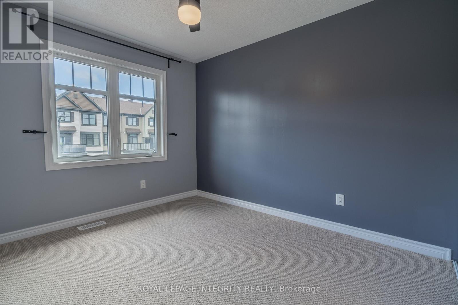 71 Fallengale Crescent, Ottawa, Ontario  K2T 0K9 - Photo 12 - X13210580