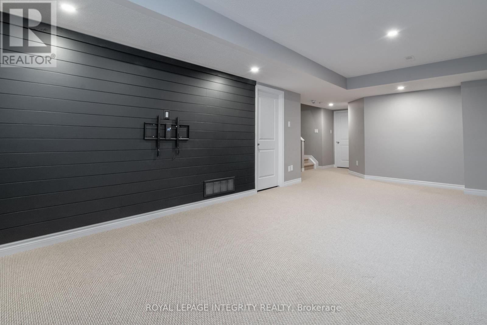 71 Fallengale Crescent, Ottawa, Ontario  K2T 0K9 - Photo 13 - X13210580