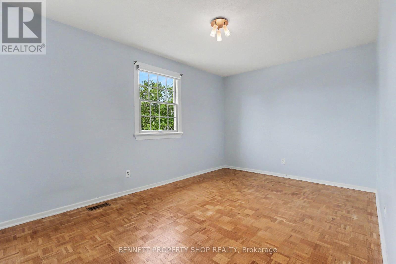 5449 Riverside Crescent, Ottawa, Ontario  K4M 1G9 - Photo 16 - X13210602