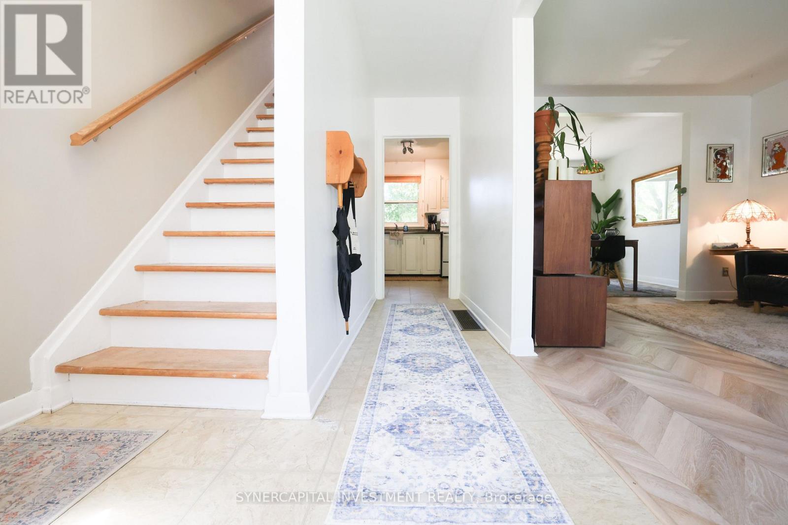 2502 Clementine Boulevard, Ottawa, Ontario  K1V 8E4 - Photo 3 - X13210608
