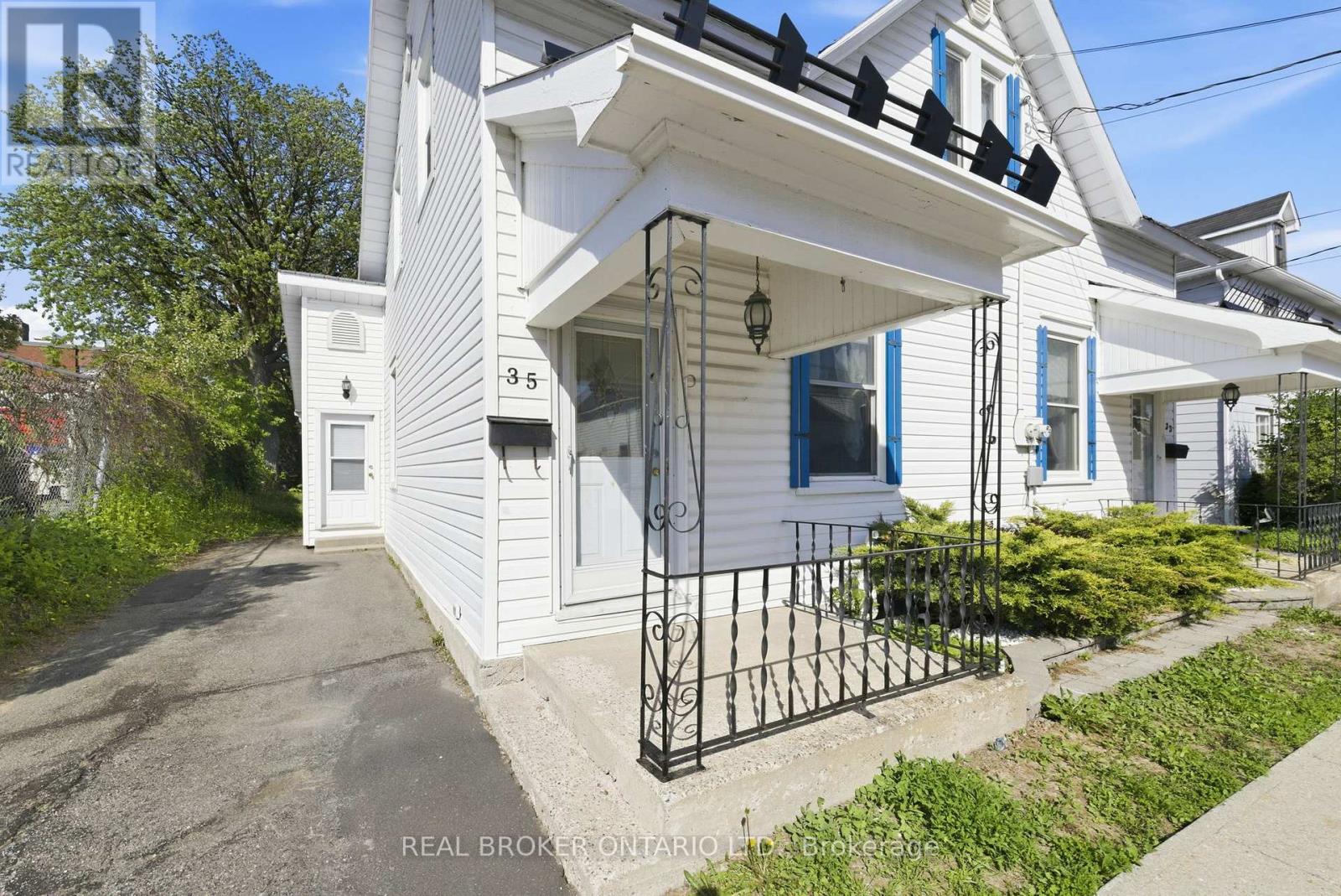 35 Victoria Street, Carleton Place, Ontario K7C 2W2 - Photo 3 - X13210680