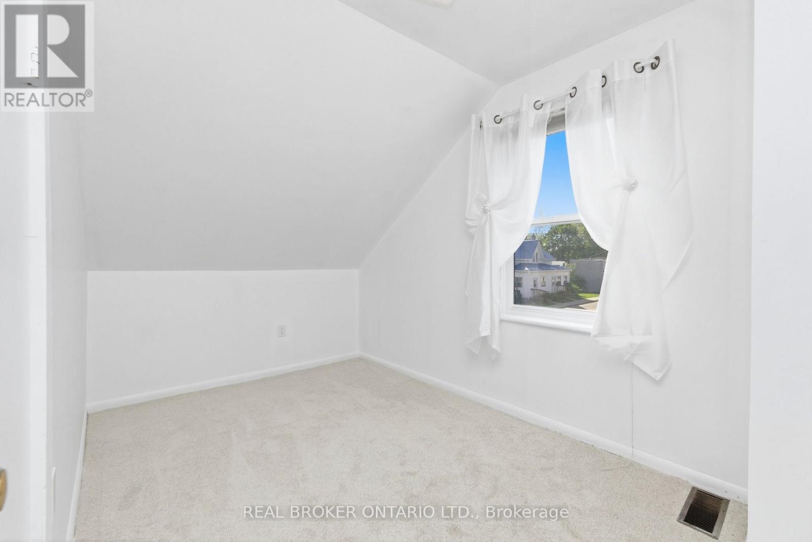 35 Victoria Street, Carleton Place, Ontario K7C 2W2 - Photo 37 - X13210680