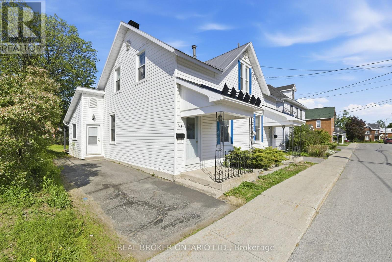 35 Victoria Street, Carleton Place, Ontario K7C 2W2 - Photo 5 - X13210680