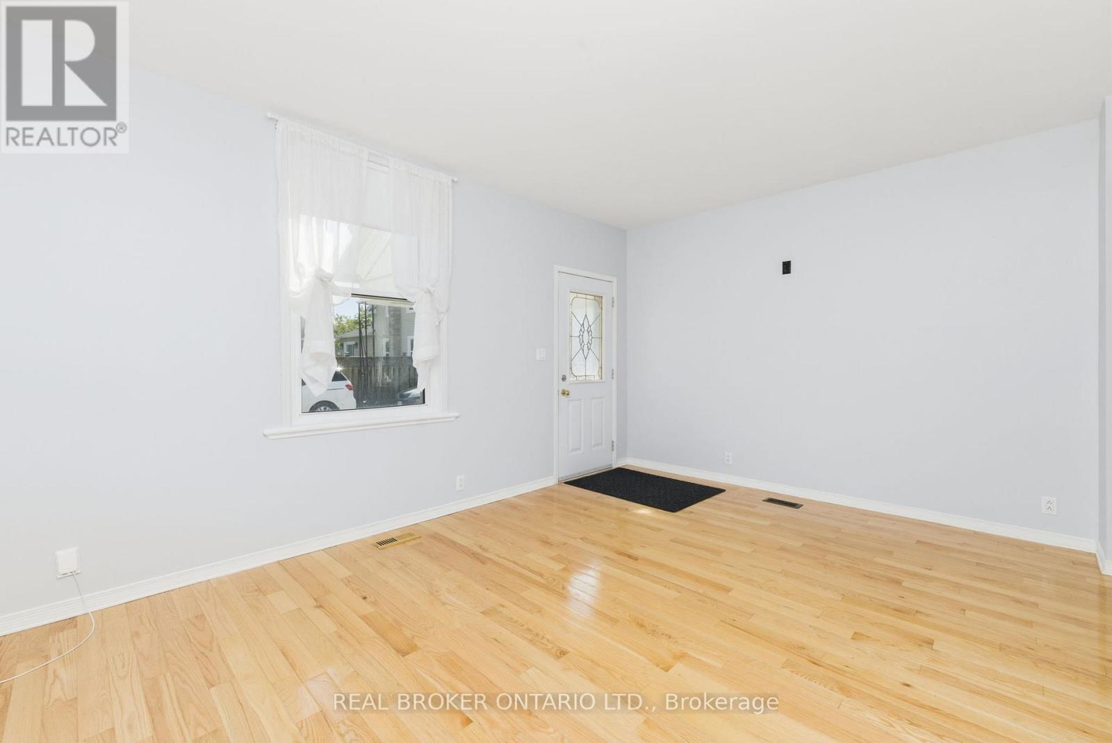35 Victoria Street, Carleton Place, Ontario K7C 2W2 - Photo 9 - X13210680