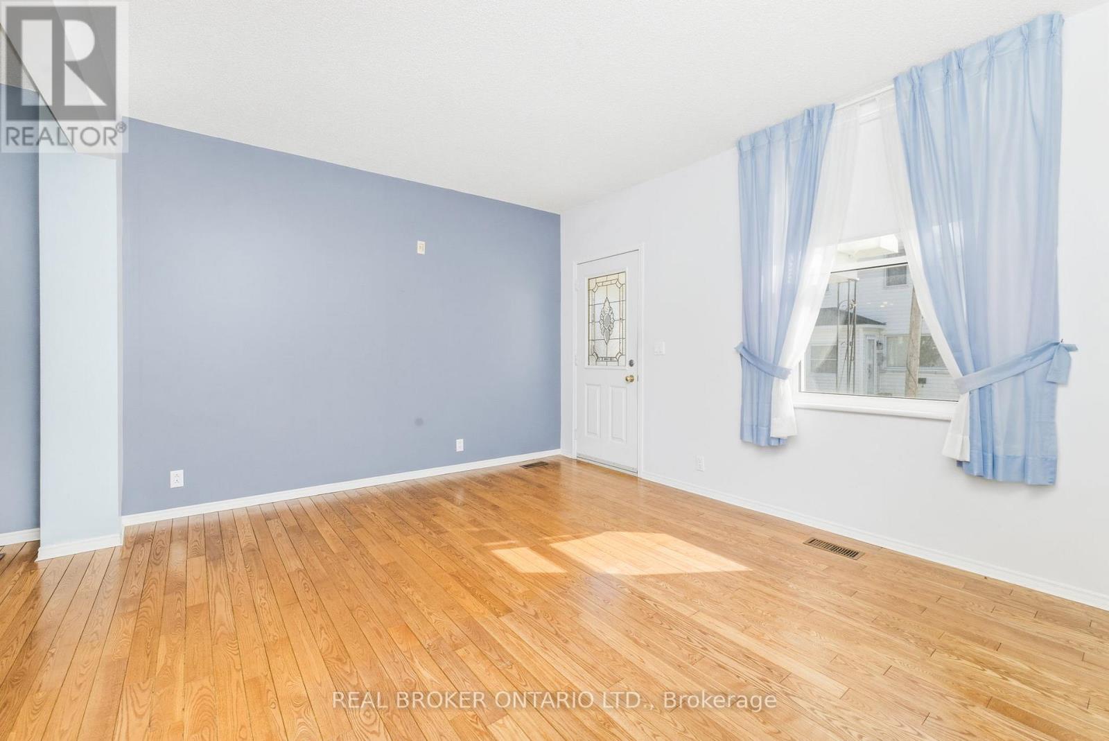 33 Victoria Street, Carleton Place, Ontario  K7C 2W2 - Photo 5 - X13210682