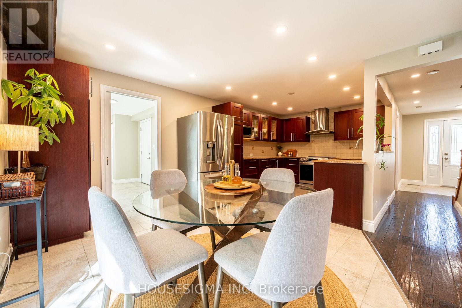 2032 Kings Grove Crescent, Ottawa, Ontario  K1J 6G1 - Photo 14 - X13210714