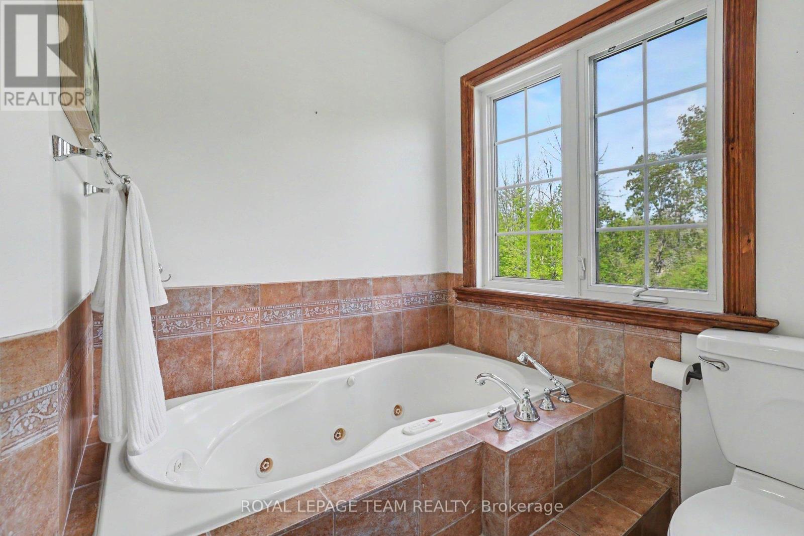3 Kimini Drive, Ottawa, Ontario  K2S 1S6 - Photo 31 - X13210740