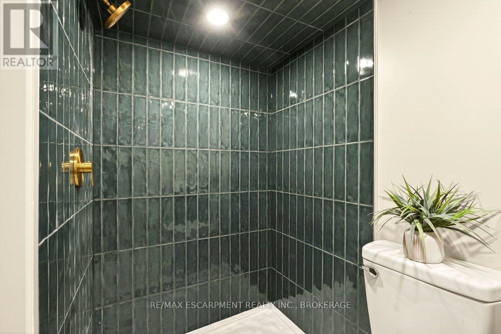 106 Grosvenor Avenue N, Hamilton, Ontario  L8L 7S6 - Photo 45 - X13210556
