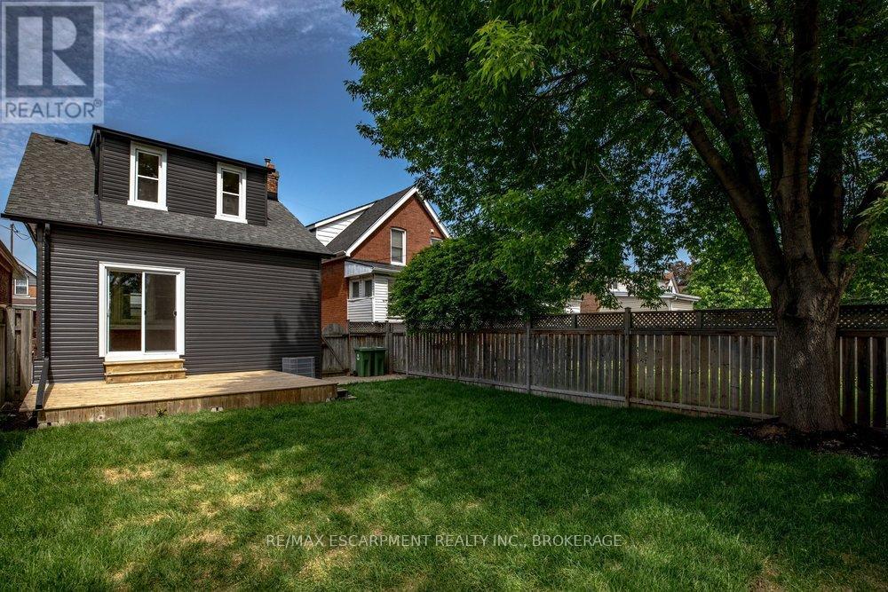 106 Grosvenor Avenue N, Hamilton, Ontario  L8L 7S6 - Photo 48 - X13210556