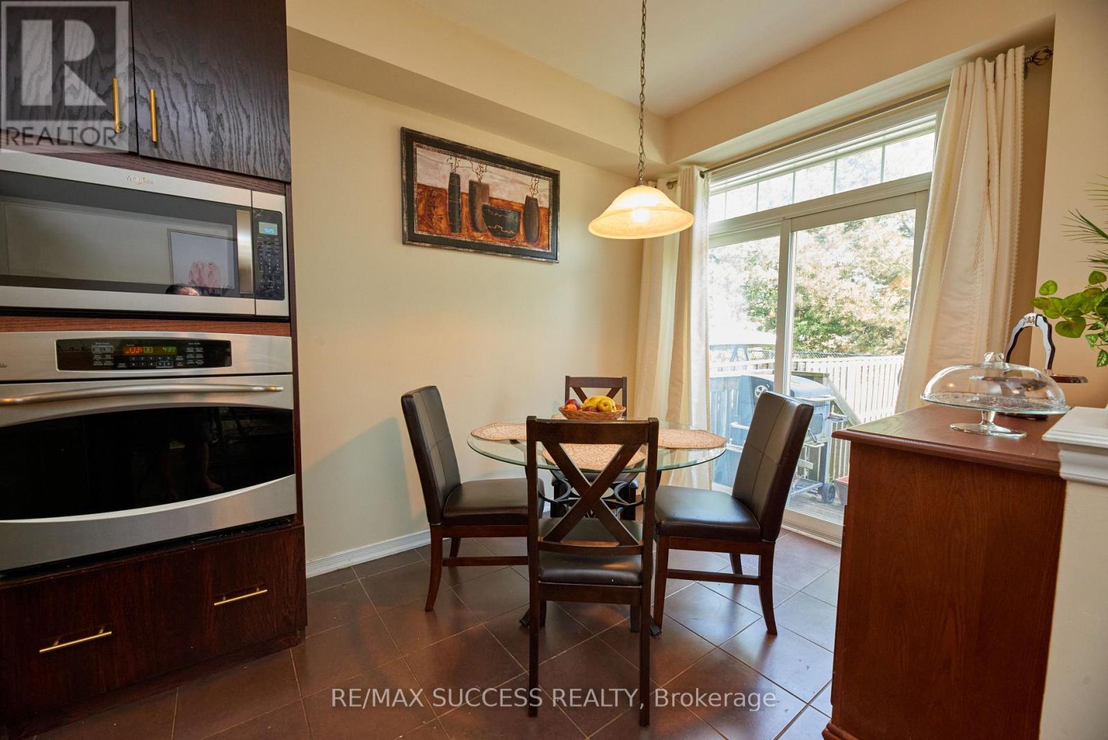 205 Nisbet Boulevard, Hamilton, Ontario  L0R 2H9 - Photo 8 - X13210472