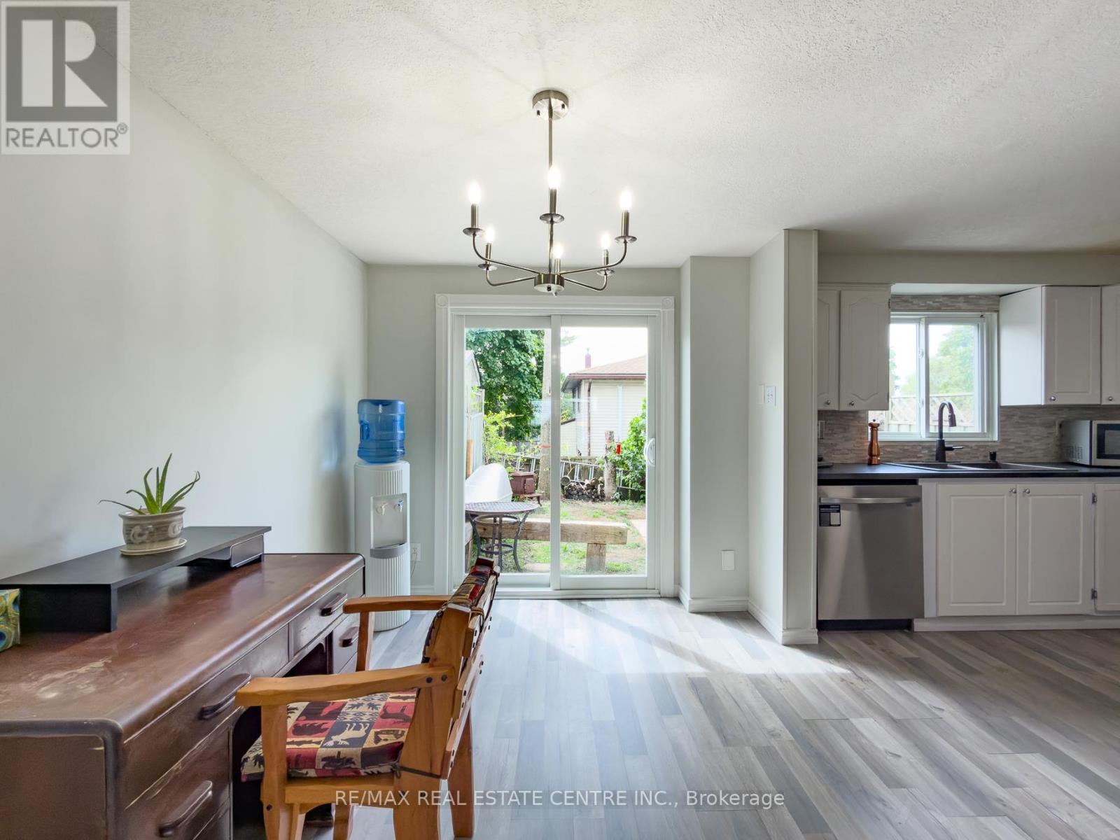 724 Parkview Crescent, Cambridge, Ontario  N3H 4X9 - Photo 15 - X13210486