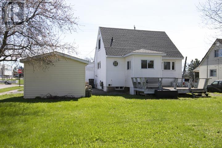 43 Weldon Ave, Sault Ste. Marie, Ontario  P6B 3C4 - Photo 9 - SM261218