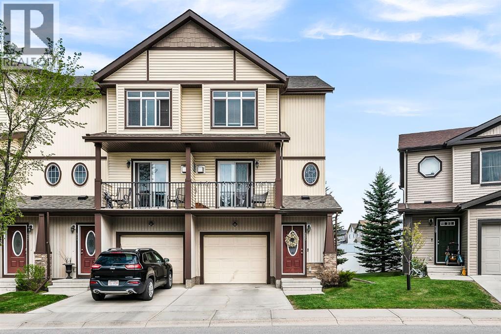 425 Copperpond Landing Se, Calgary, Alberta  T2Z 1G6 - Photo 2 - A2315813