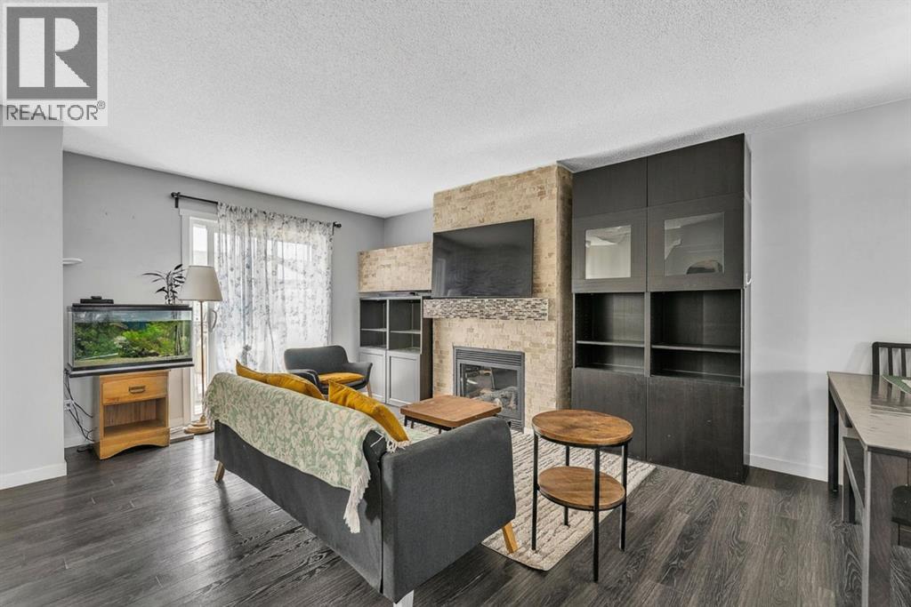 425 Copperpond Landing Se, Calgary, Alberta  T2Z 1G6 - Photo 9 - A2315813