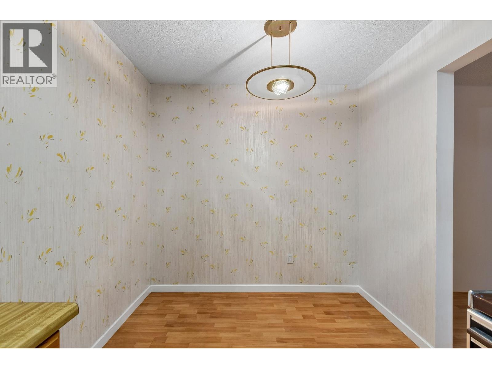 219 1385 Draycott Road, North Vancouver, British Columbia  V7J 3K9 - Photo 9 - R3129240