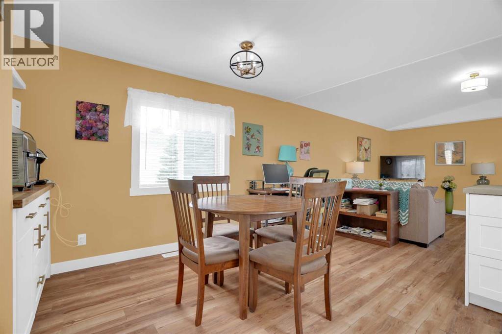 118 Heritage Drive, Okotoks, Alberta  T1S 1M4 - Photo 21 - A2310977