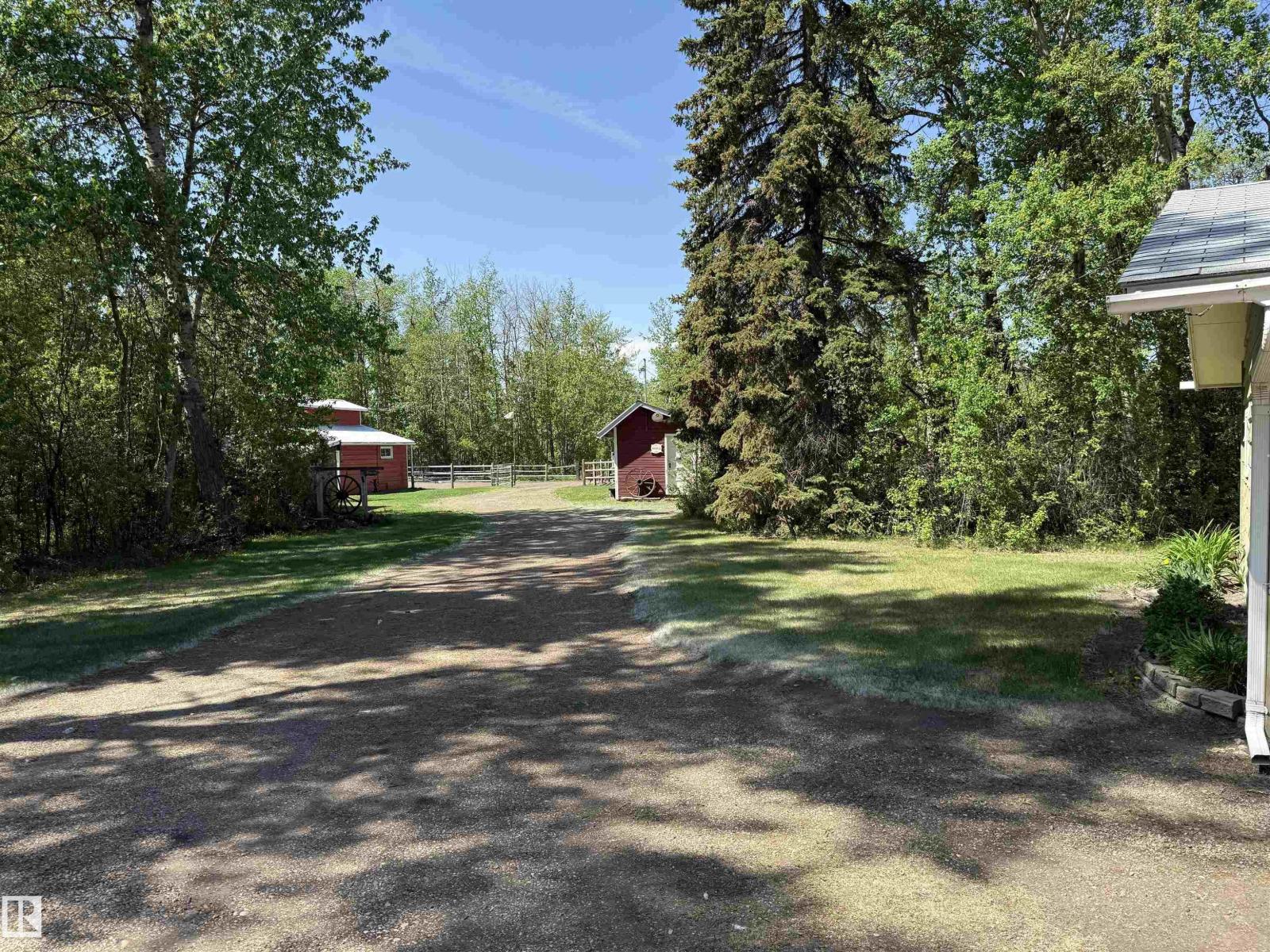 53268 Rge Road 211, Rural Strathcona County, Alberta  T8G 2B8 - Photo 5 - E4490520