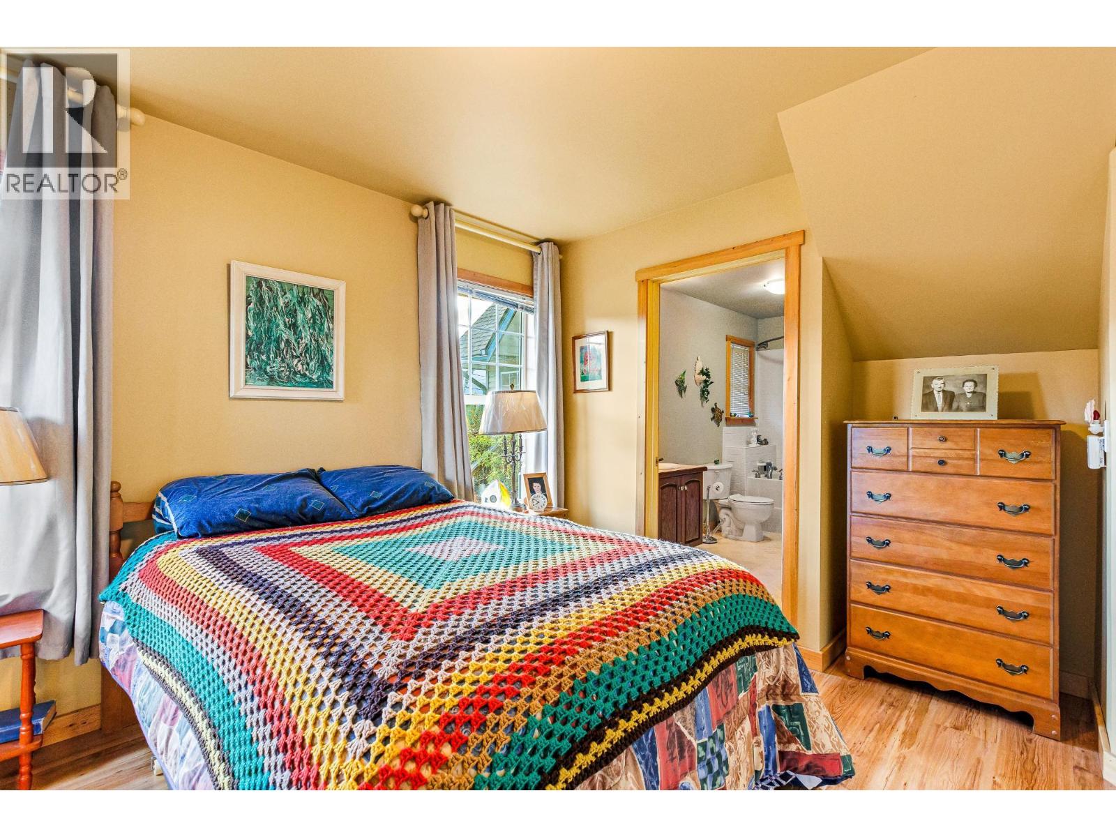 1420 Ainsworth Avenue, Riondel, British Columbia  V0B 2B0 - Photo 23 - 10389146