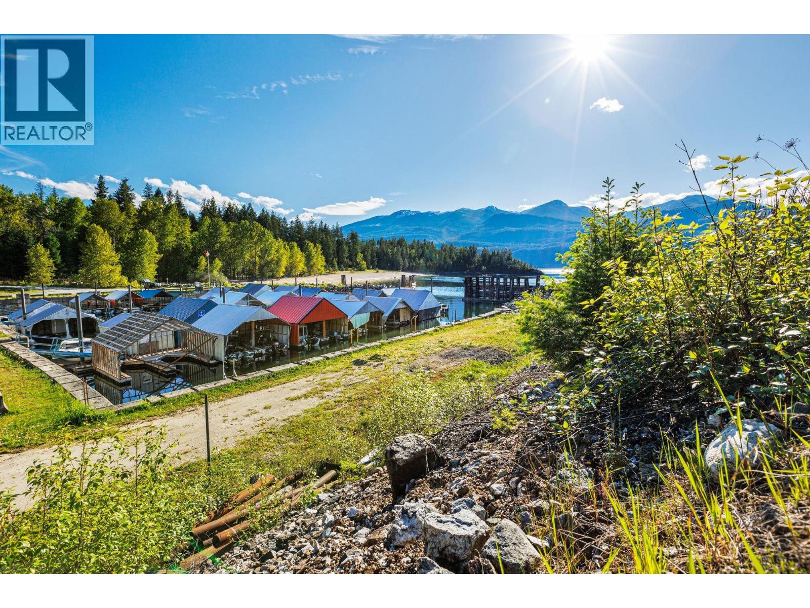 1420 Ainsworth Avenue, Riondel, British Columbia  V0B 2B0 - Photo 16 - 10389146