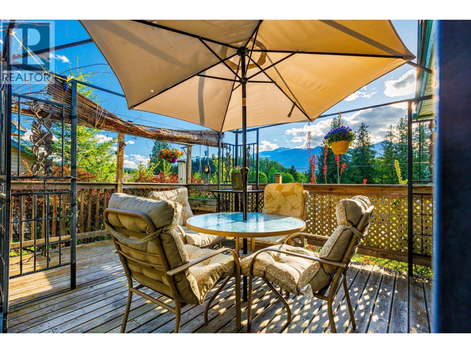 1420 Ainsworth Avenue, Riondel, British Columbia  V0B 2B0 - Photo 8 - 10389146