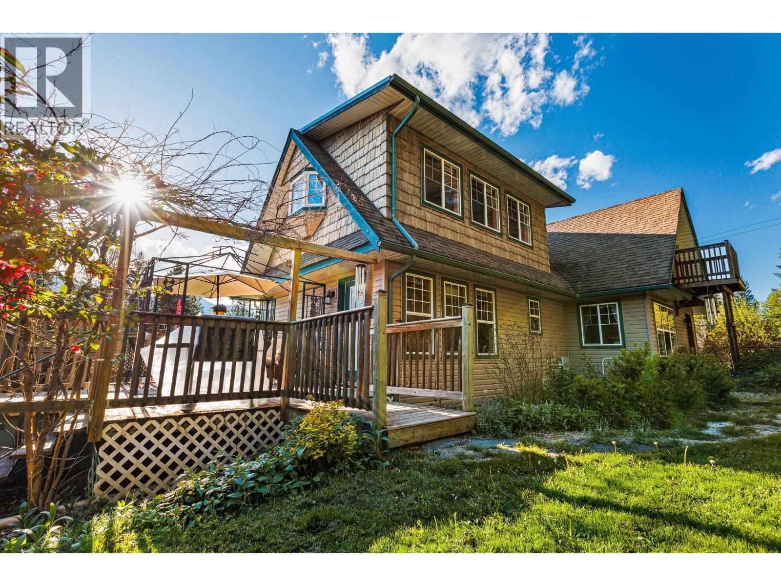 1420 Ainsworth Avenue, Riondel, British Columbia  V0B 2B0 - Photo 7 - 10389146