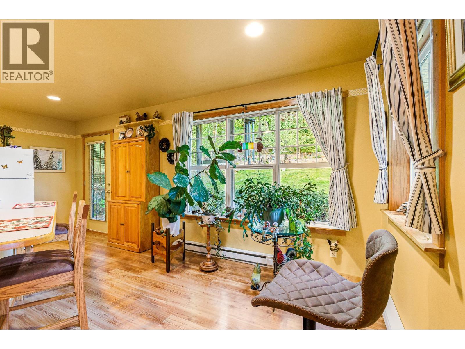1420 Ainsworth Avenue, Riondel, British Columbia  V0B 2B0 - Photo 21 - 10389146