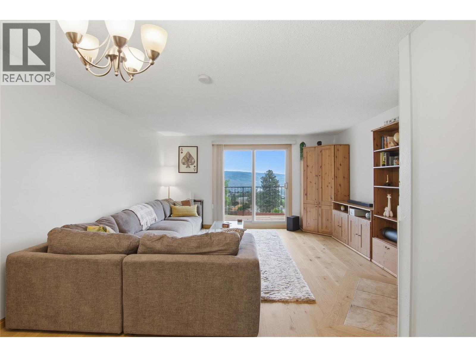 1750 Summit Drive Unit# 82, Kamloops, British Columbia  V2E 1Y1 - Photo 6 - 10389331