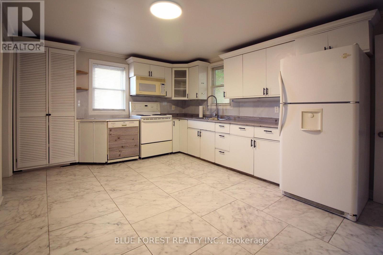 175 Davis Street, Sarnia, Ontario  N7T 1A5 - Photo 12 - X13207474