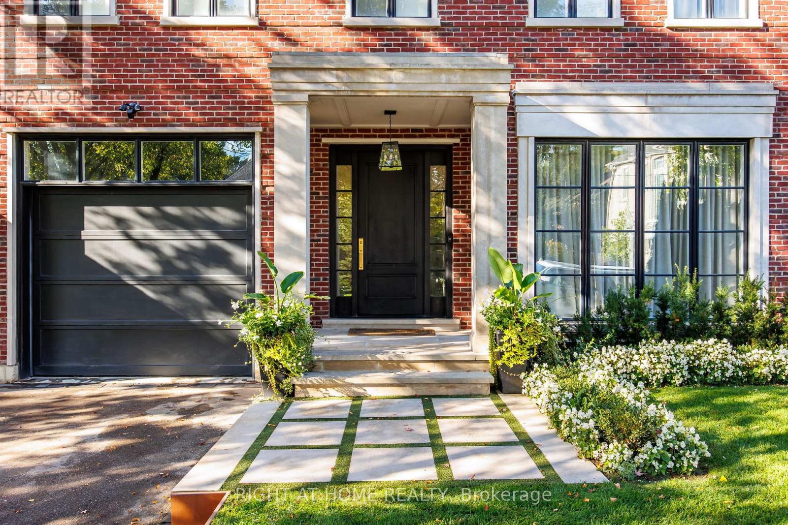 442 Glengrove Avenue, Toronto, Ontario  M5N 1X2 - Photo 3 - C13208160