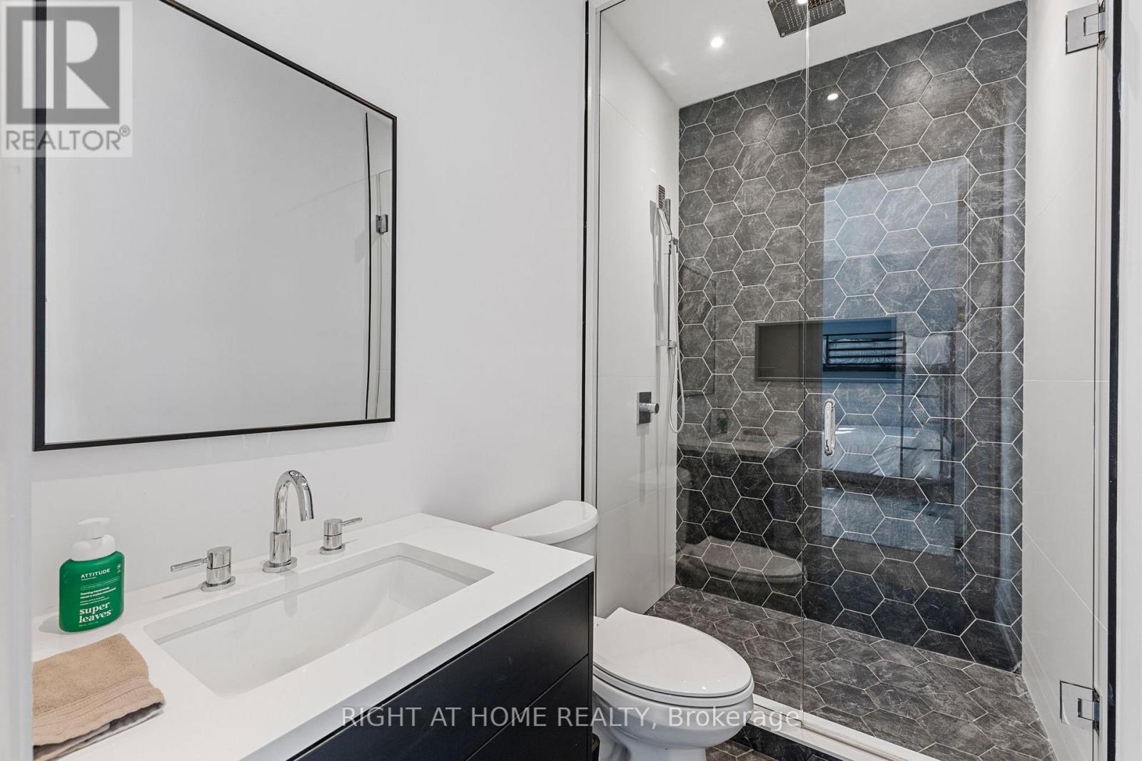 442 Glengrove Avenue, Toronto, Ontario  M5N 1X2 - Photo 30 - C13208160
